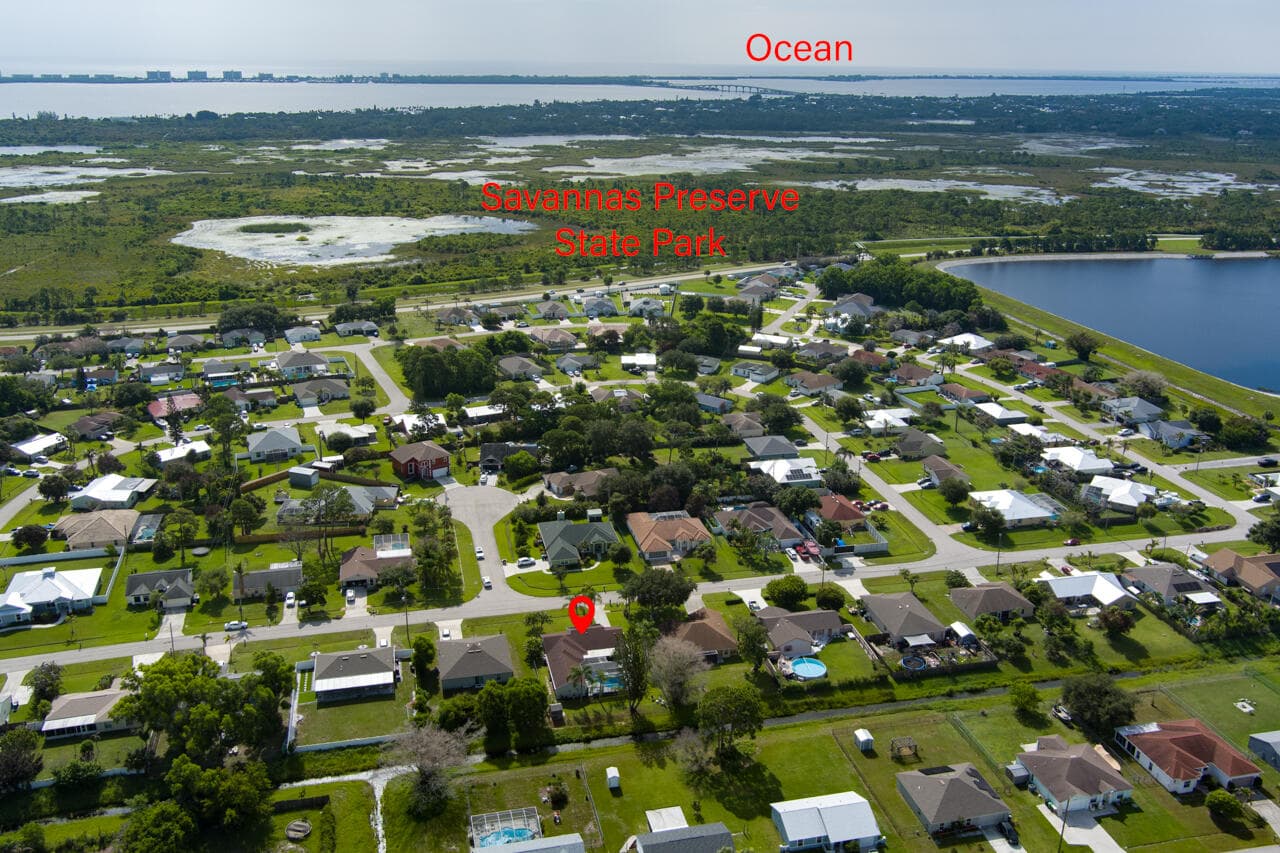 2502 SE UNIVERSITY Terrace, Port St. Lucie, FL 34952 35