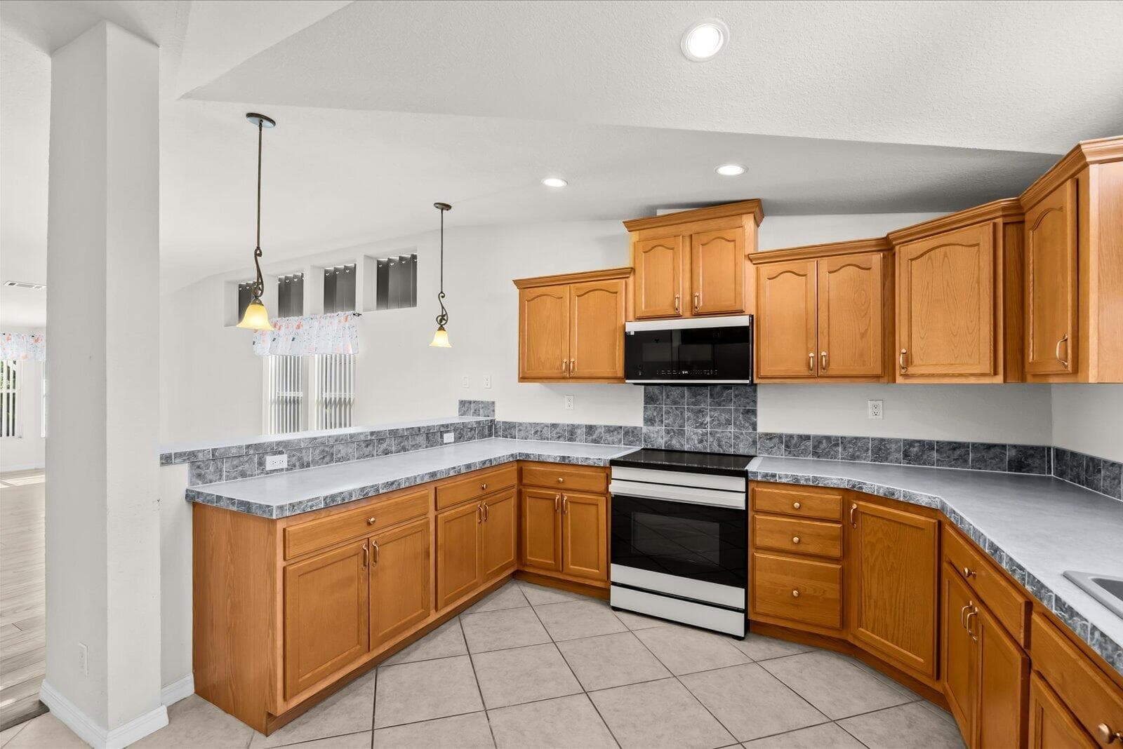 3408 Red Tailed Hawk Drive, Port St. Lucie, FL 34952 12