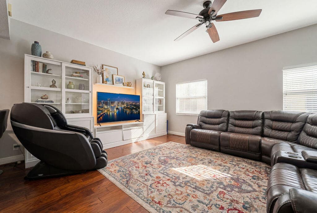 261 SW 6TH Place, Pompano Beach, FL 33060 8