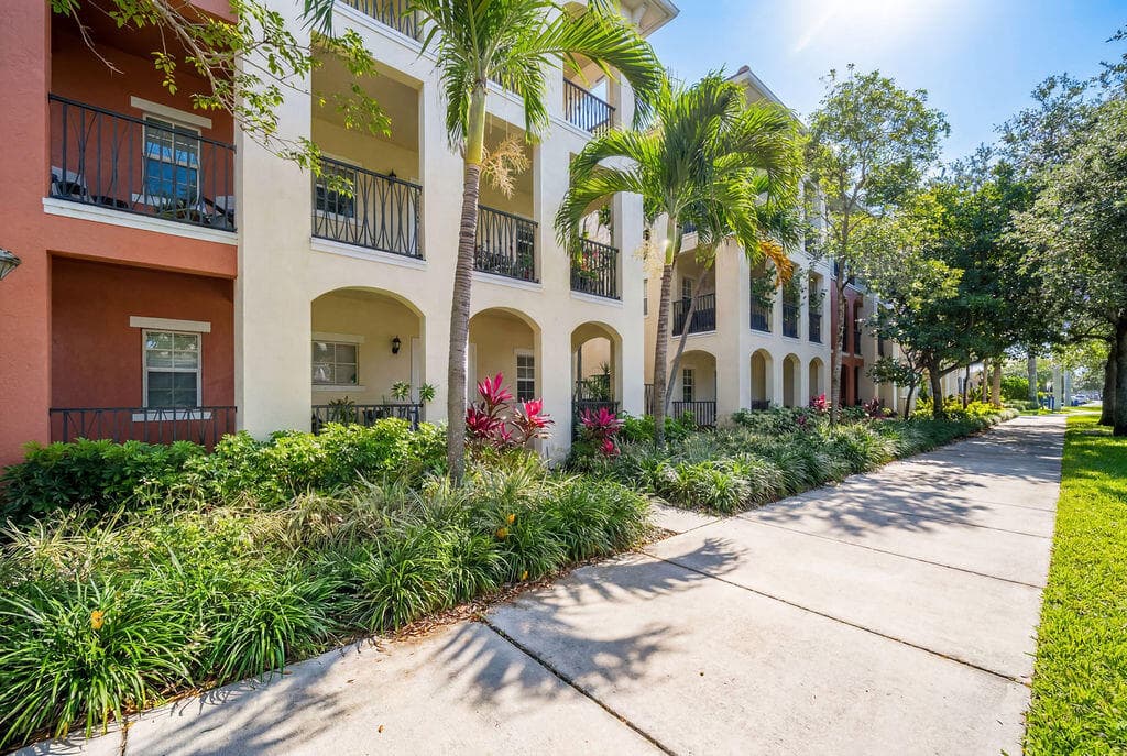 261 SW 6TH Place, Pompano Beach, FL 33060 66