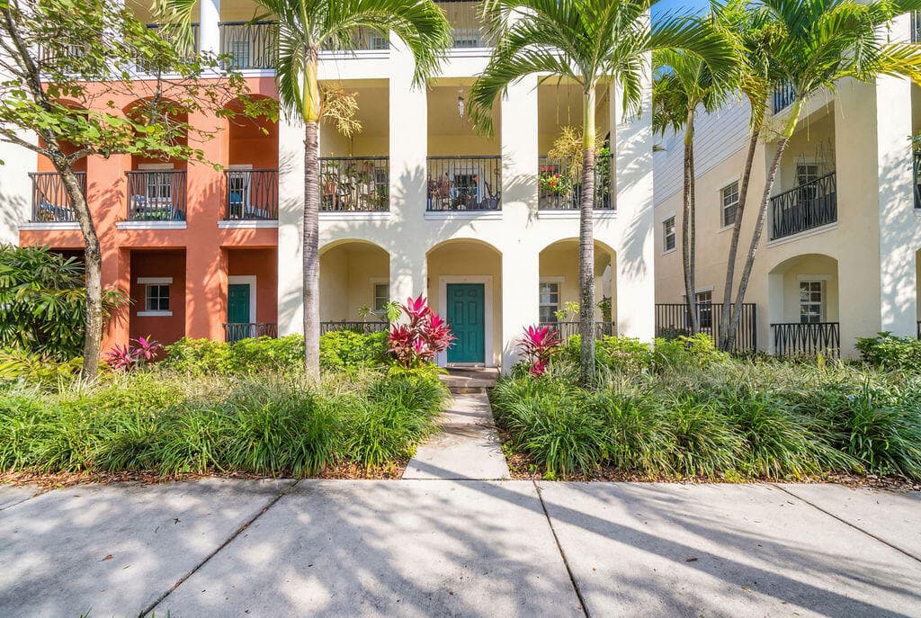 261 SW 6TH Place, Pompano Beach, FL 33060 67