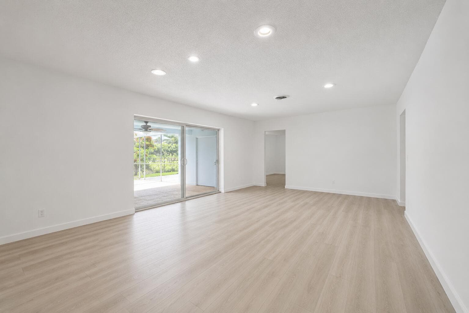 1301 SW 8TH Street, Boca Raton, FL 33486 3