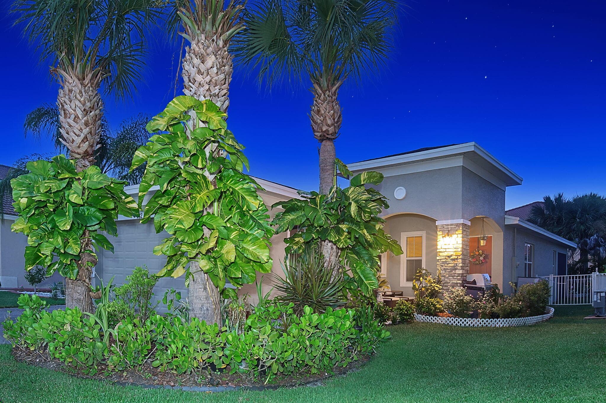 742 NW LEONARDO Circle, Port St. Lucie, FL 34986 2