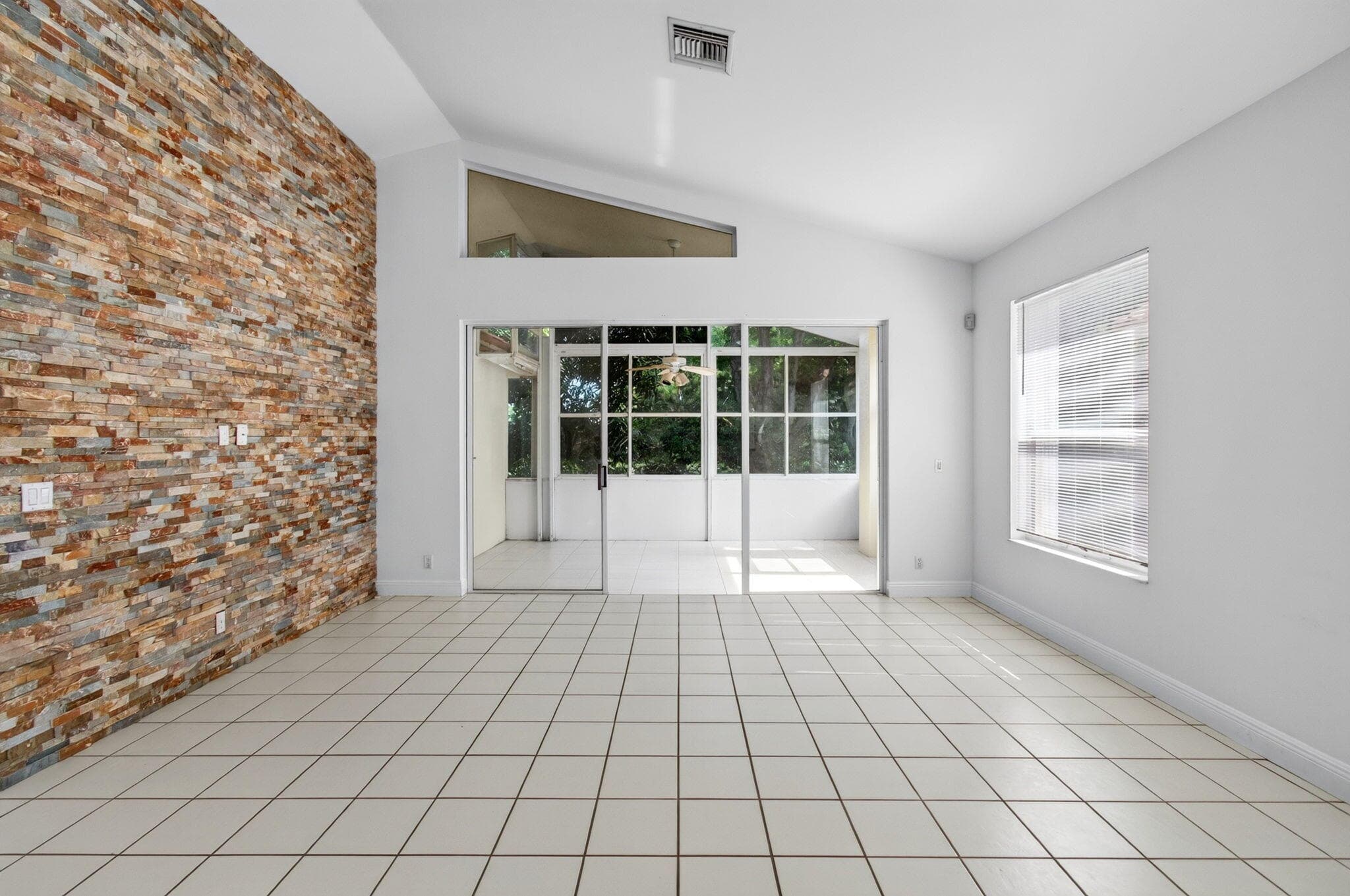 5225 Brookview Drive, Boynton Beach, FL 33437 2