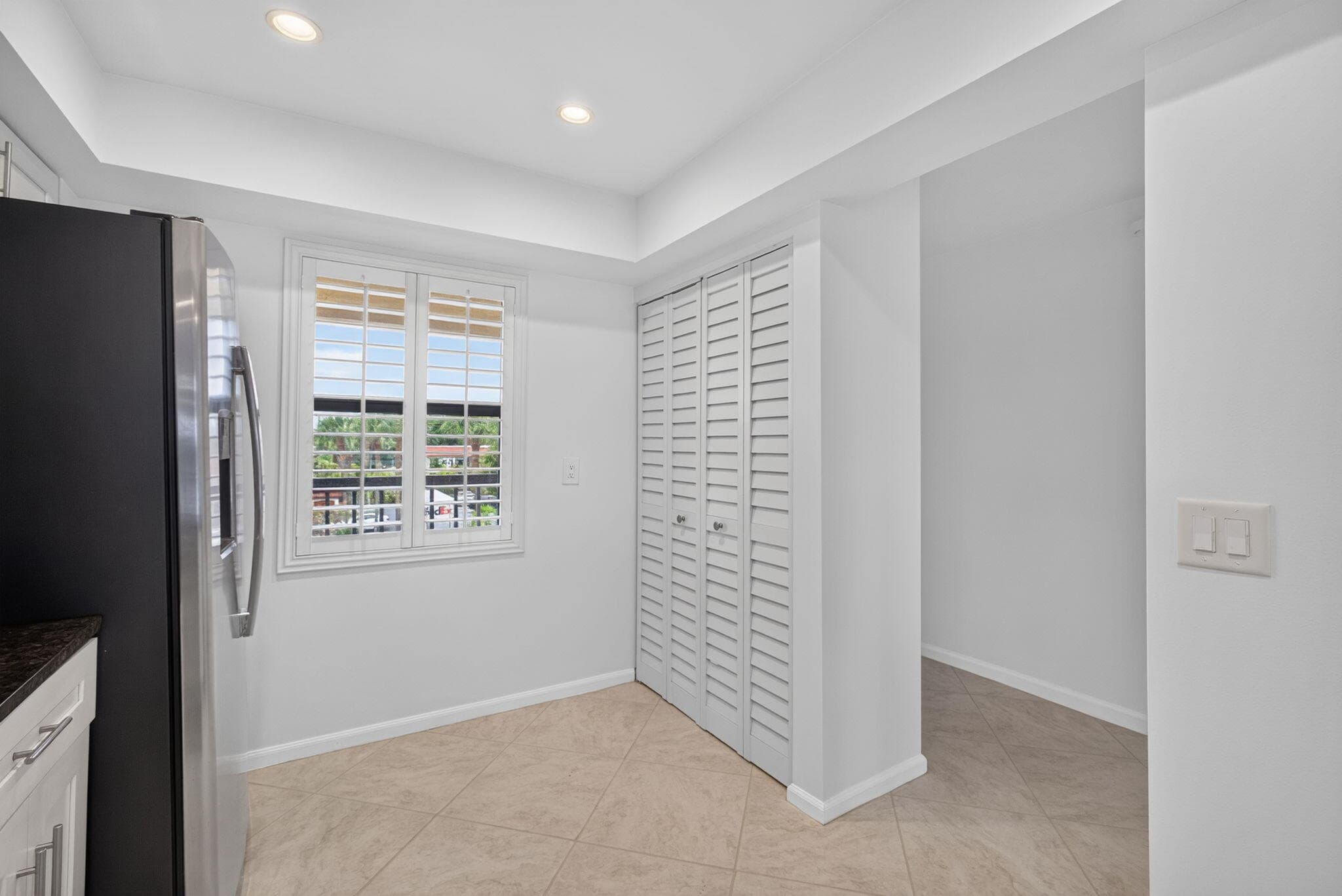 313 LAKE Circle 311, North Palm Beach, FL 33408 13
