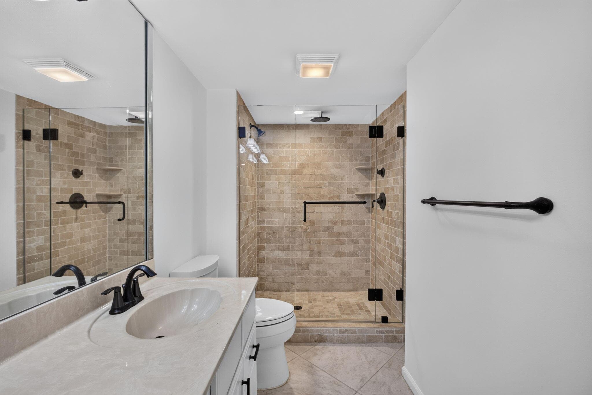 313 LAKE Circle 311, North Palm Beach, FL 33408 21