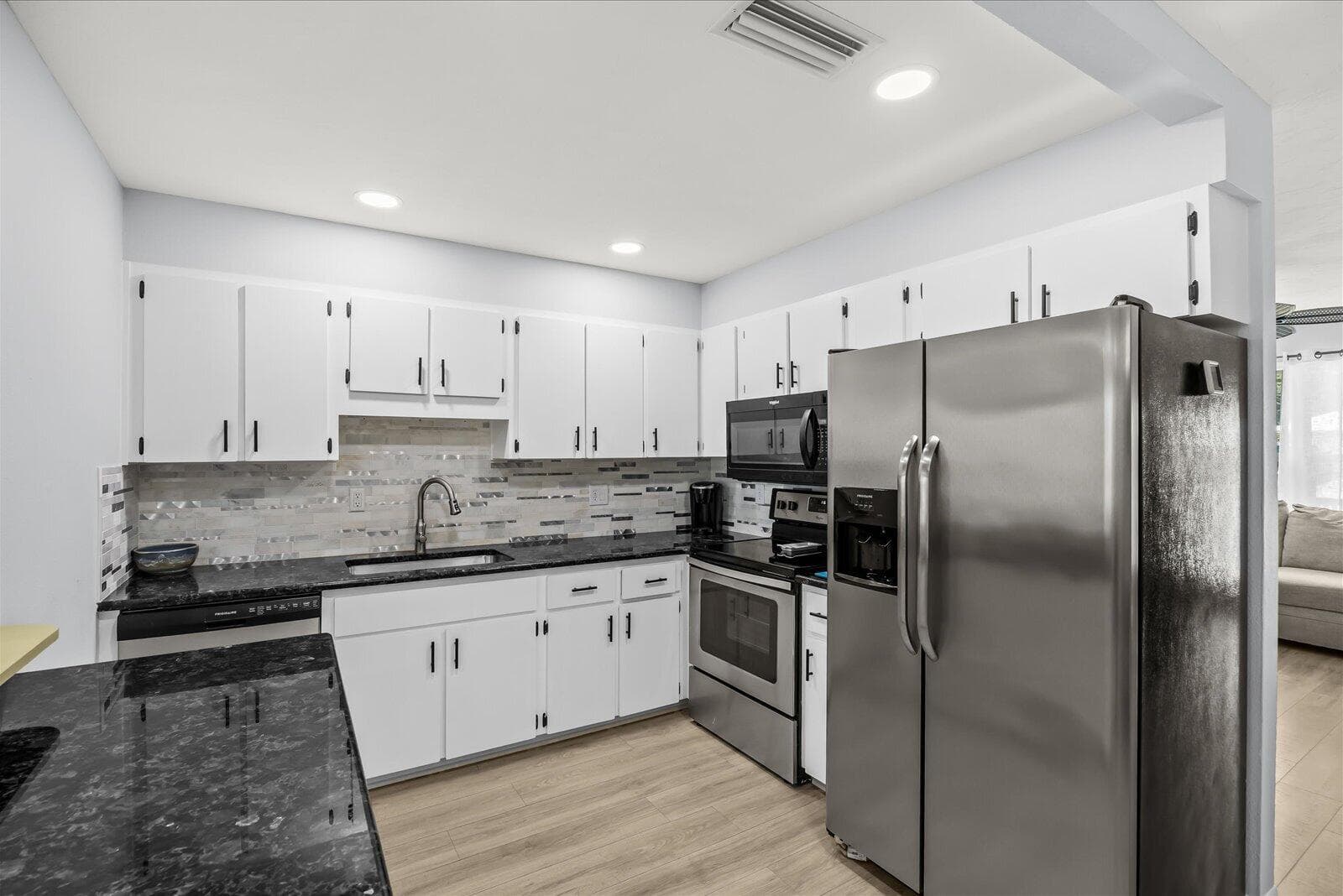 215 19th Avenue, Vero Beach, FL 32962 9