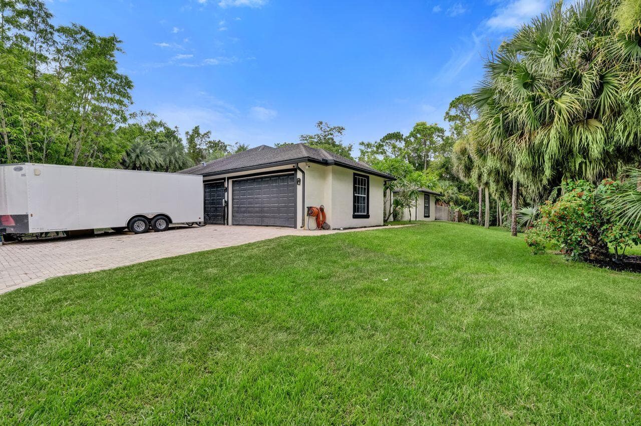 4209 180th Avenue N, Loxahatchee, FL 33470 42