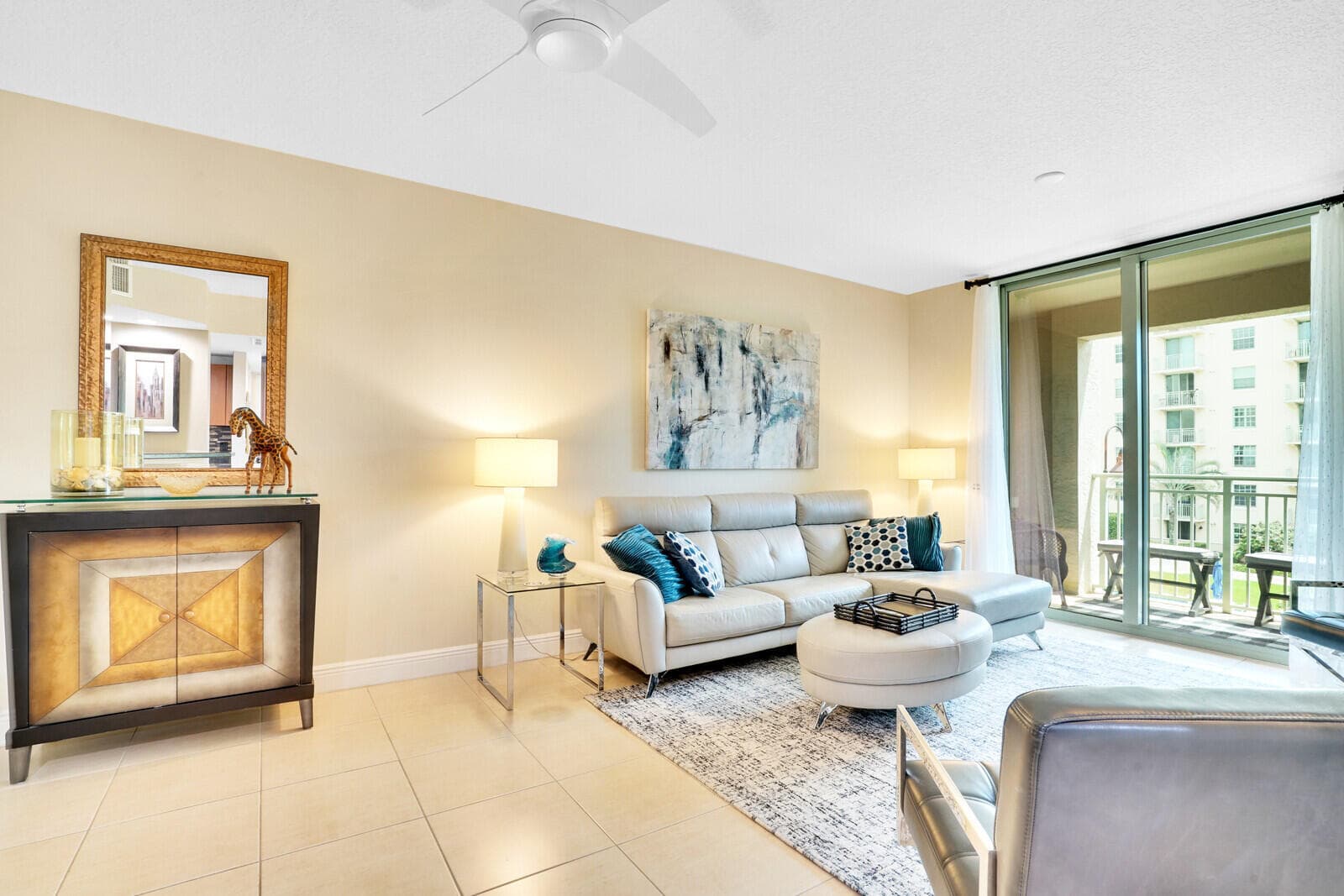 610 CLEMATIS Street 401, West Palm Beach, FL 33401 3