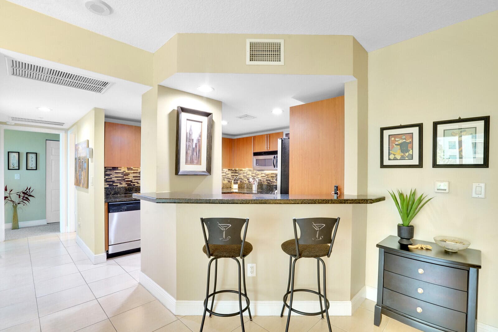 610 CLEMATIS Street 401, West Palm Beach, FL 33401 7