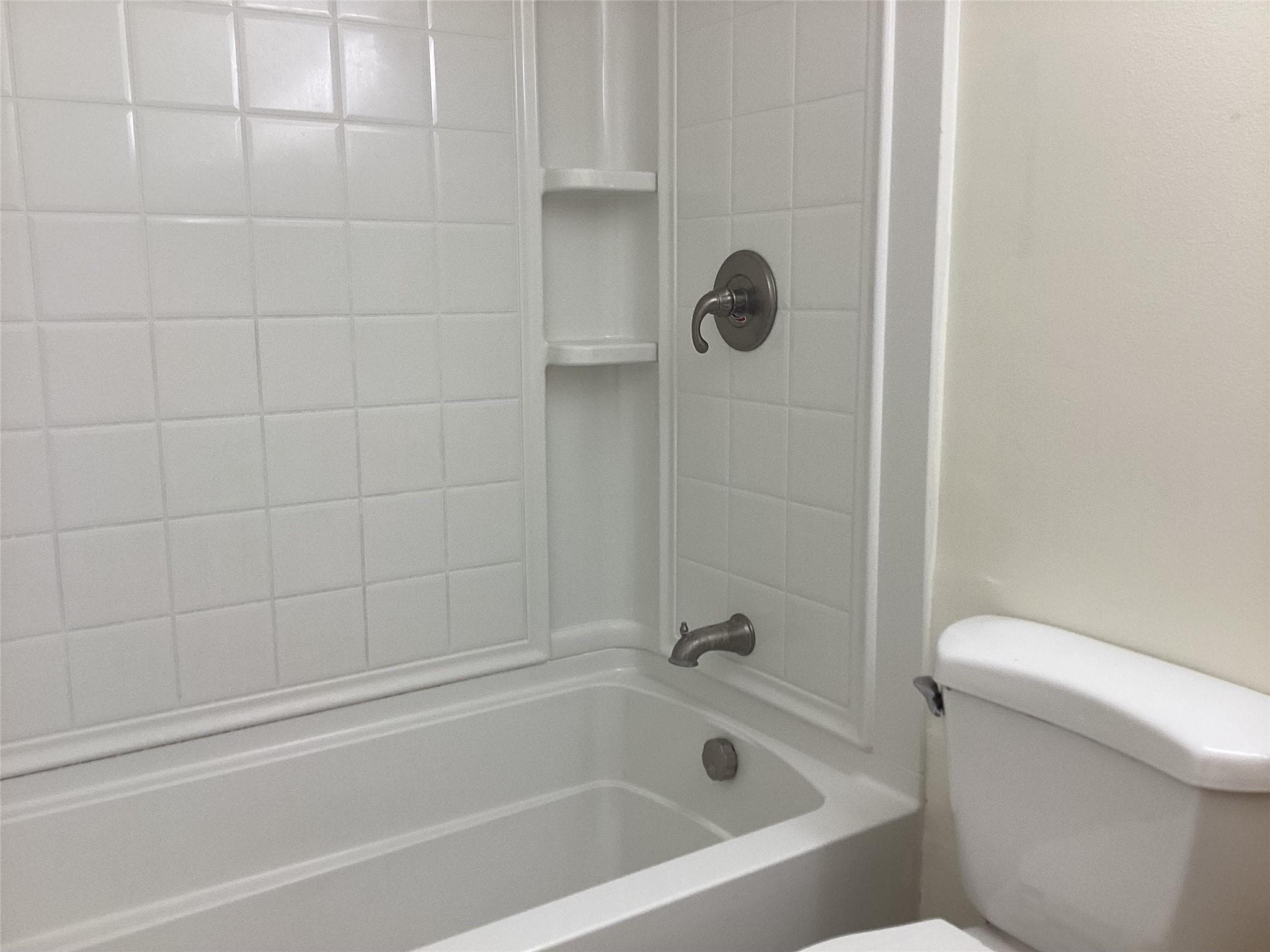 5927 LA PINATA Boulevard C-1, Greenacres, FL 33463 18