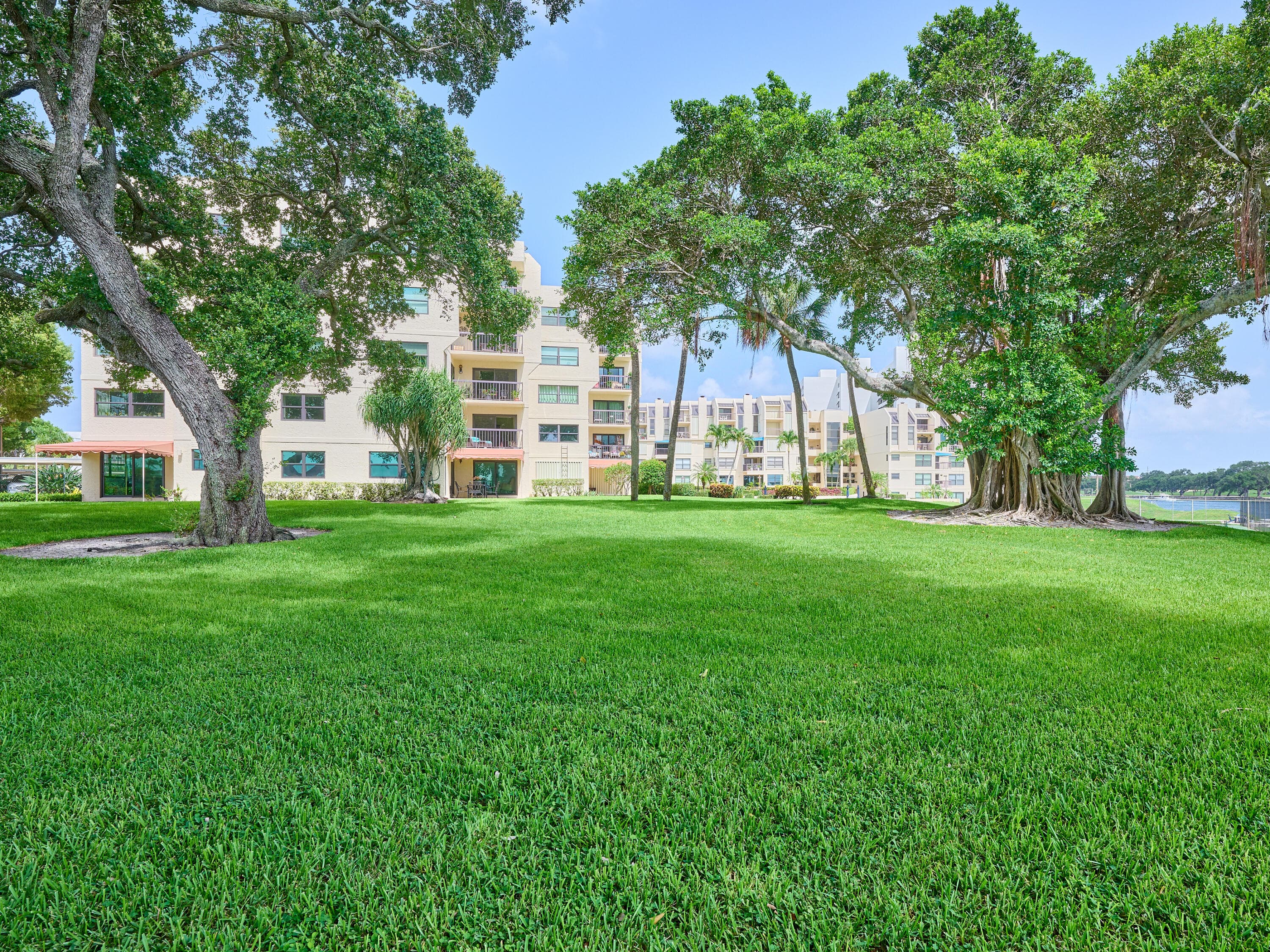 374 Golfview Road 106, North Palm Beach, FL 33408 61