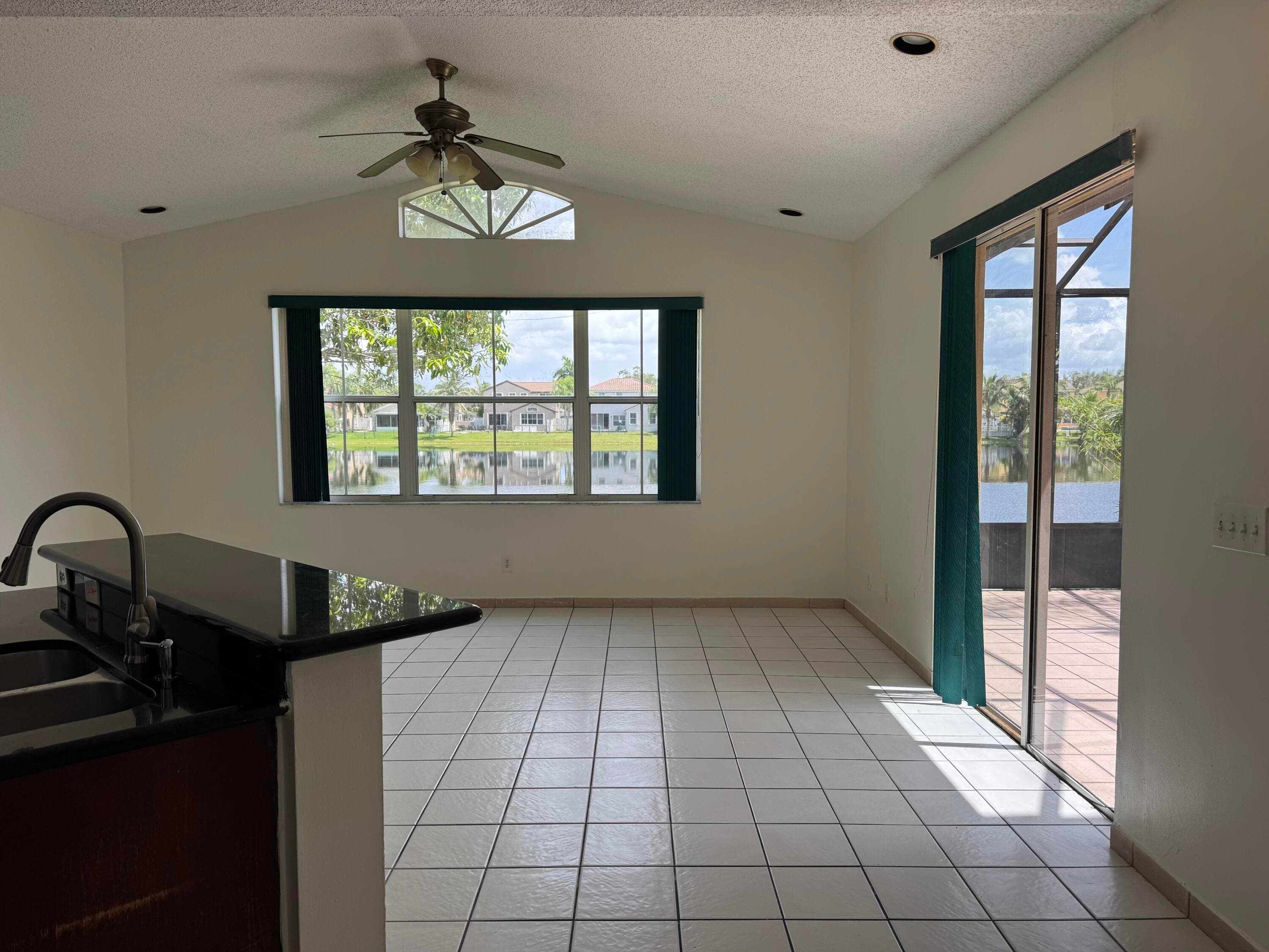 19199 NW 19th Street, Pembroke Pines, FL 33029 10