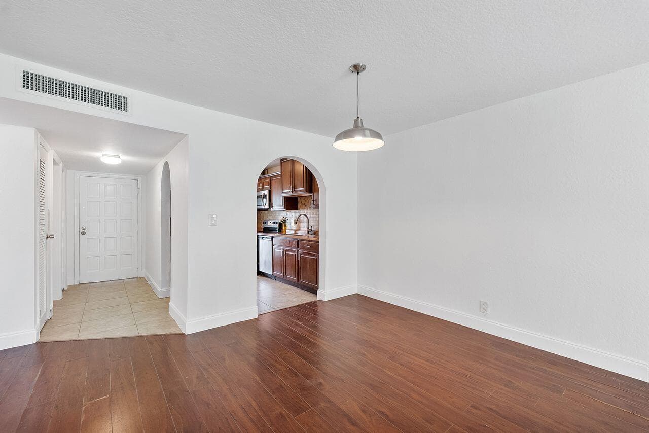 6260 S Falls Circle Drive 110, Lauderhill, FL 33319 23