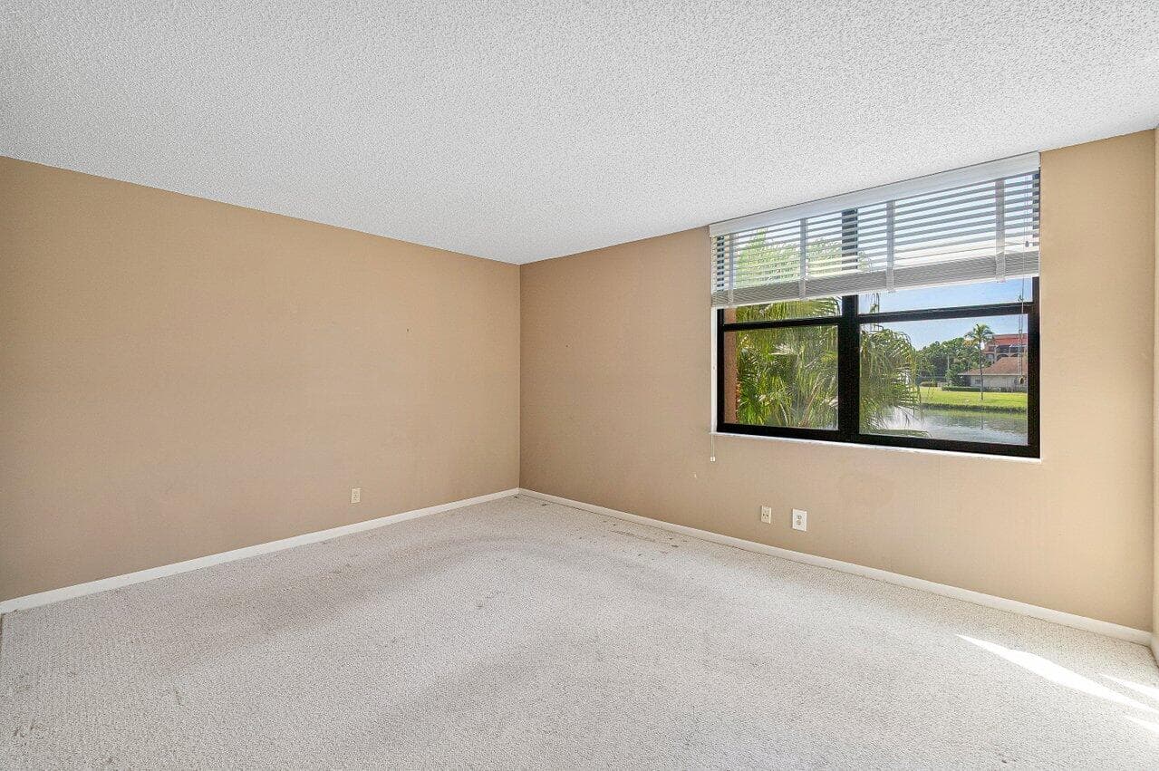 950 Egret Circle 5202, Delray Beach, FL 33444 9