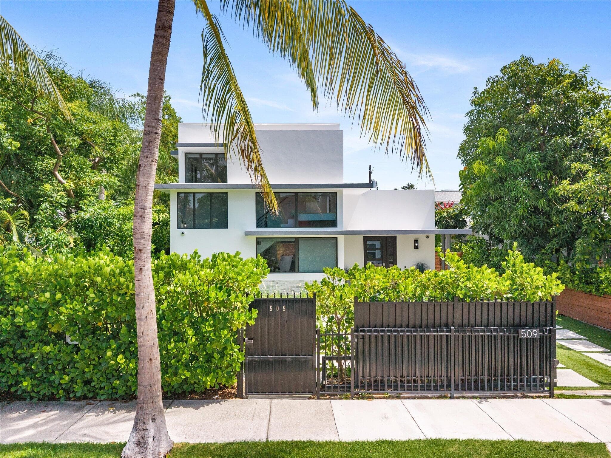 509 38th Street, West Palm Beach, FL 33407 5