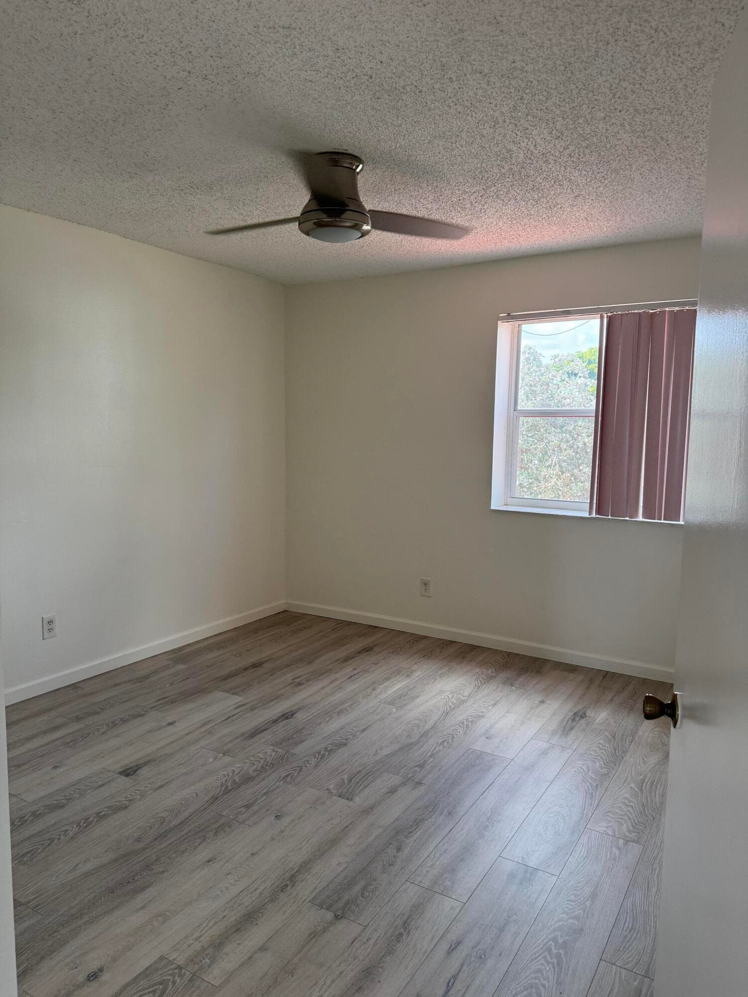 19199 NW 19th Street, Pembroke Pines, FL 33029 26
