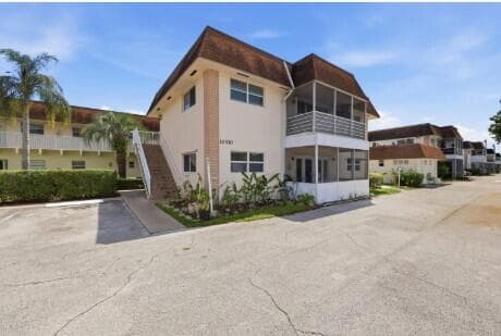 10330 N MILITARY Trail 7A, Palm Beach Gardens, FL 33410