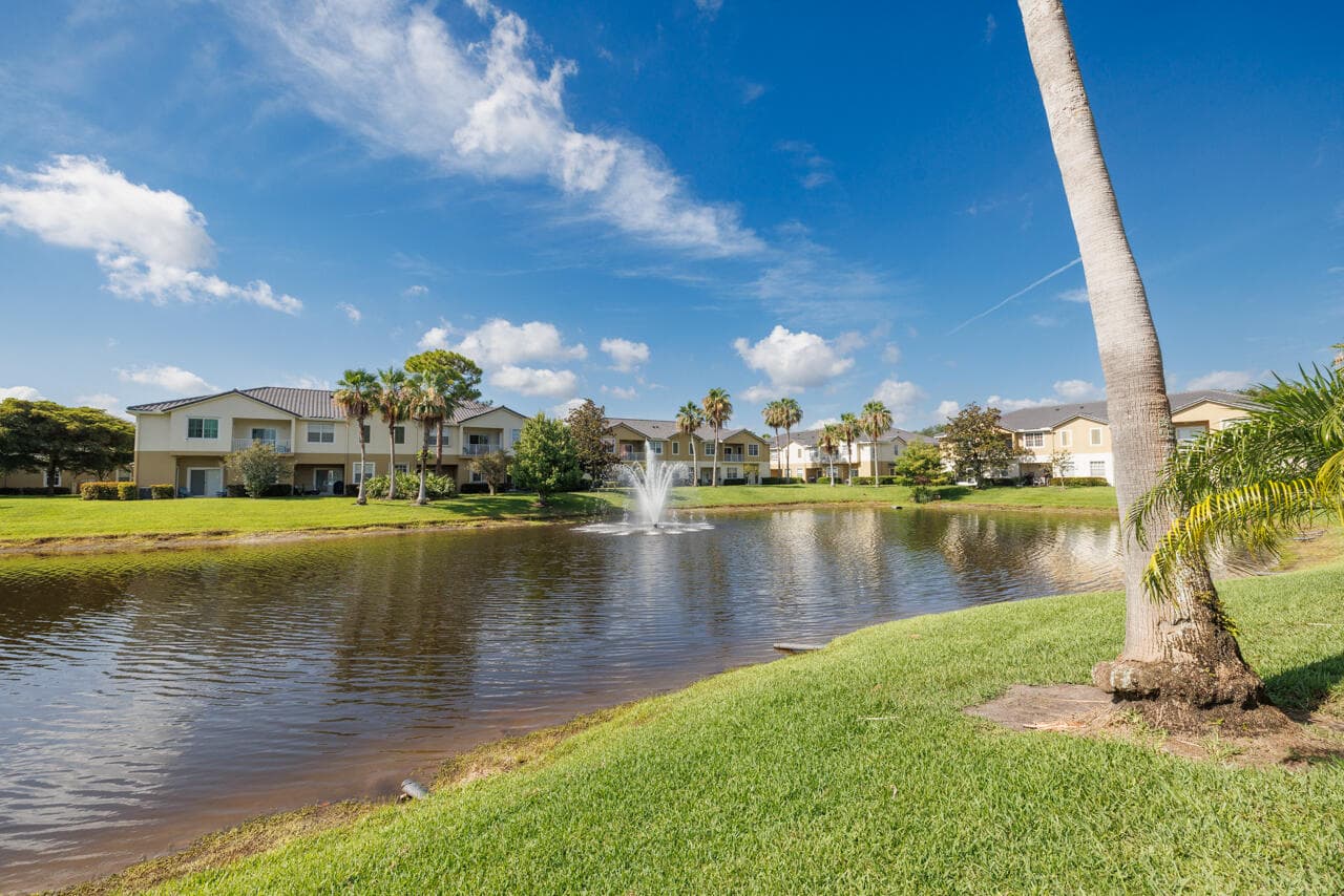 1560 SE Sheffield Terrace 102, Stuart, FL 34994 28