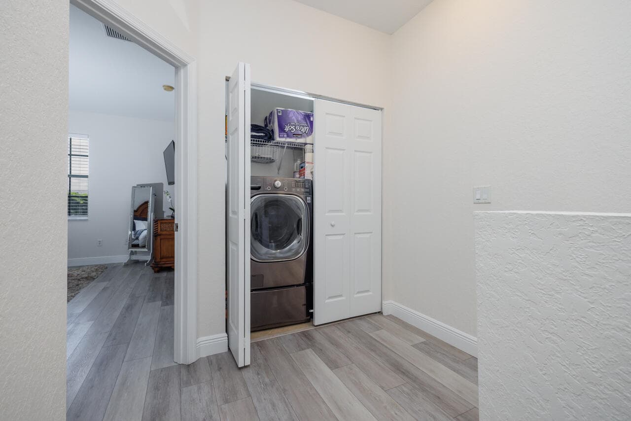 1560 SE Sheffield Terrace 102, Stuart, FL 34994 13