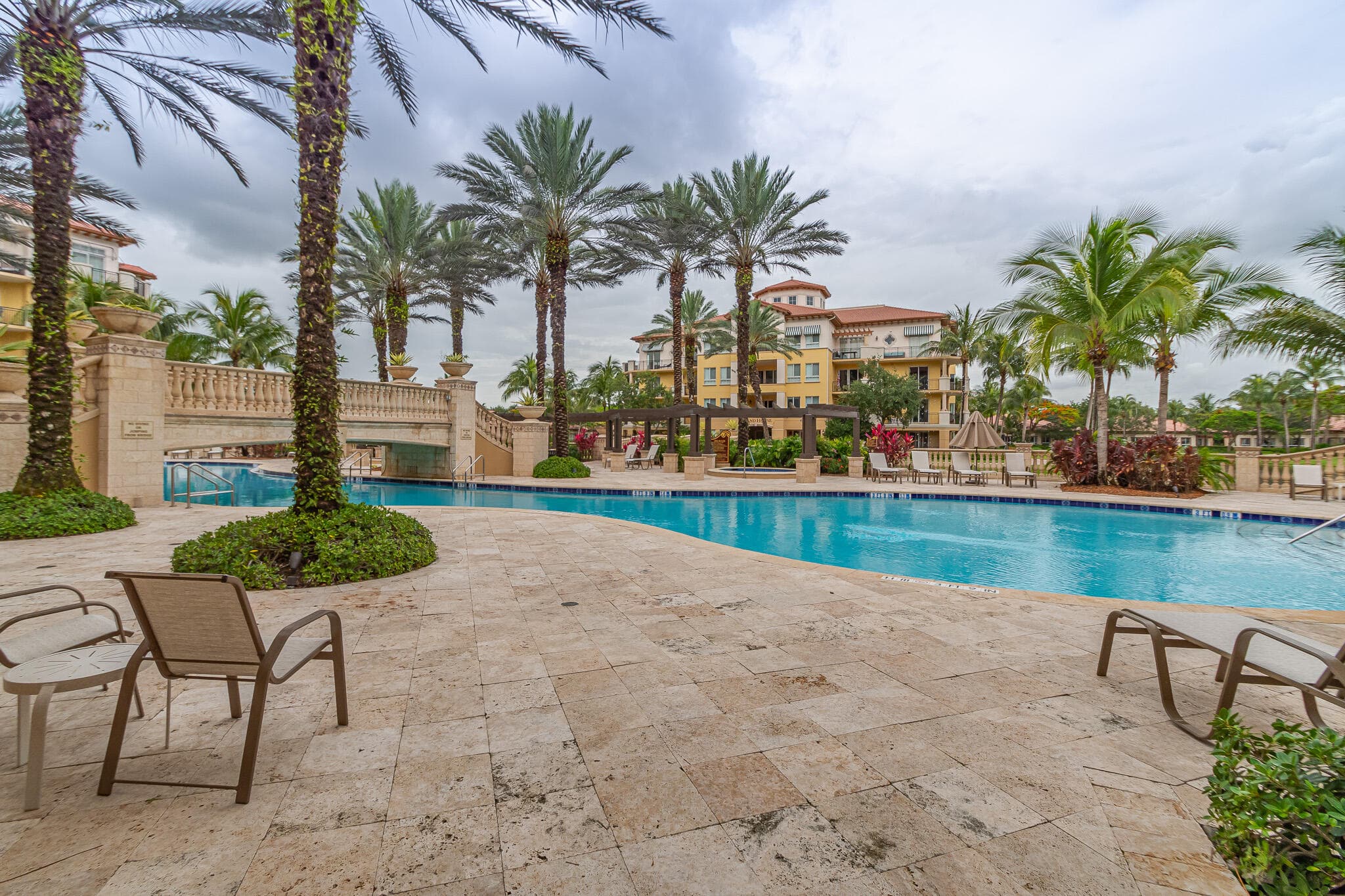 16101 EMERALD ESTATES Drive 146, Weston, FL 33331 4