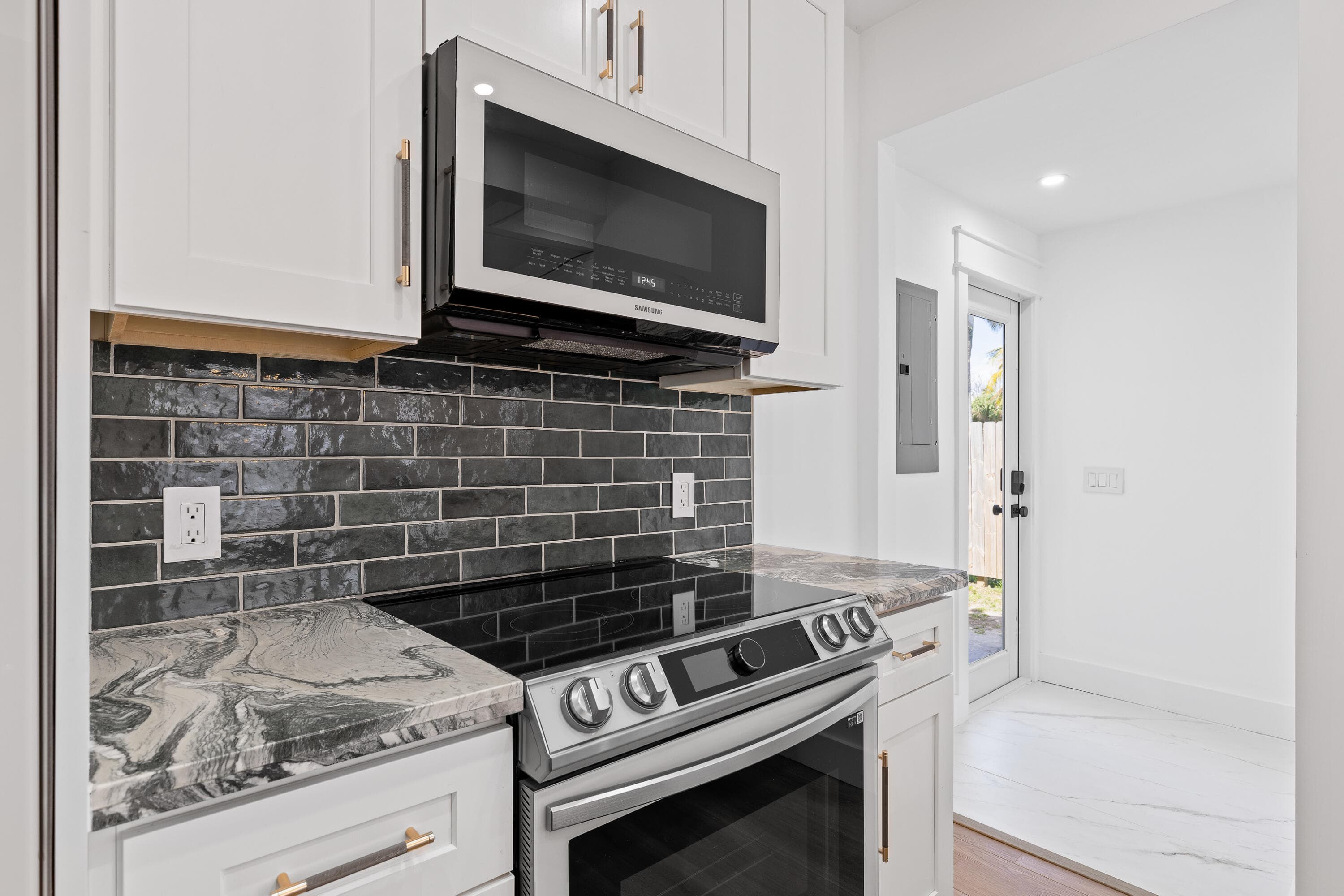 5309 N Flagler Drive, West Palm Beach, FL 33407 16