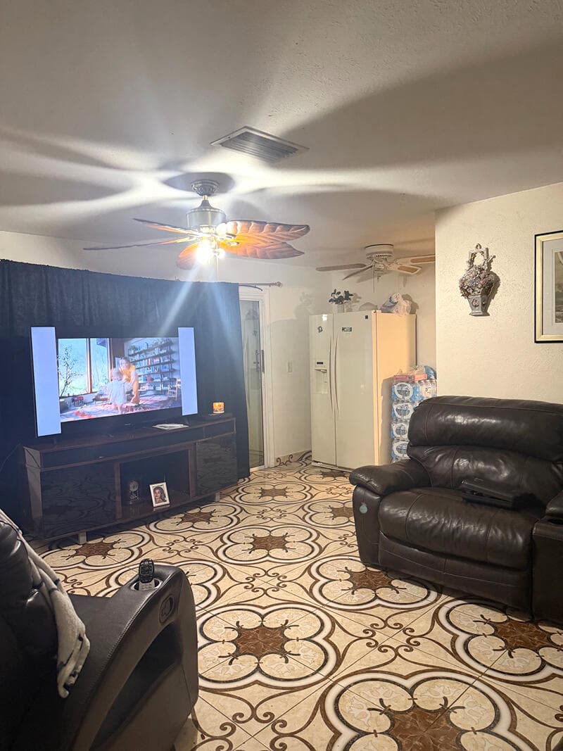 901 SHELDON Avenue, Lehigh Acres, FL 33936 9