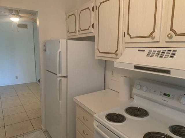 270 LAYNE Boulevard 308, Hallandale Beach, FL 33009 2