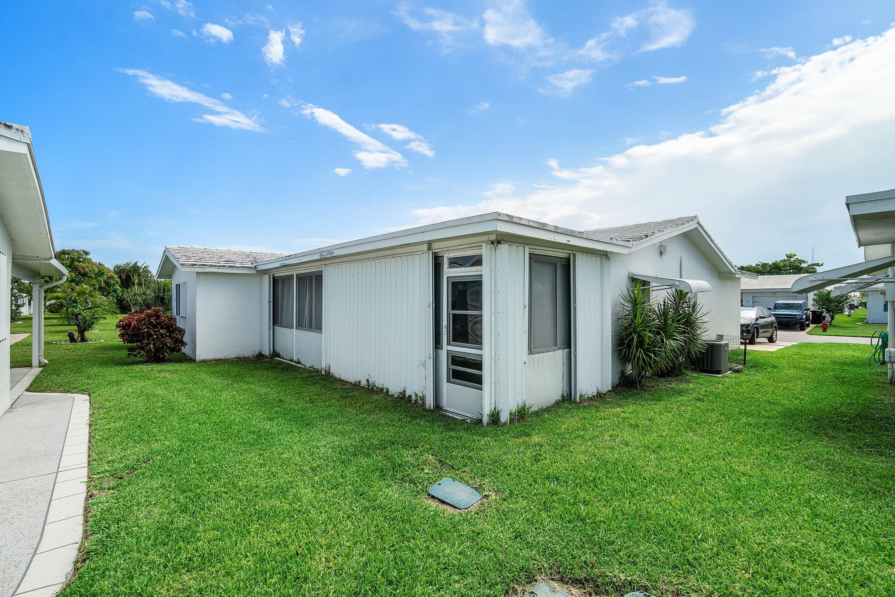114 SW 8th Court, Boynton Beach, FL 33426 25