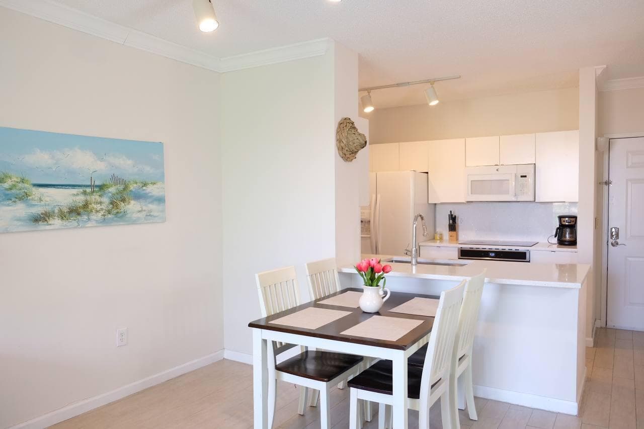 720 S Sapodilla Avenue 514, West Palm Beach, FL 33401 6