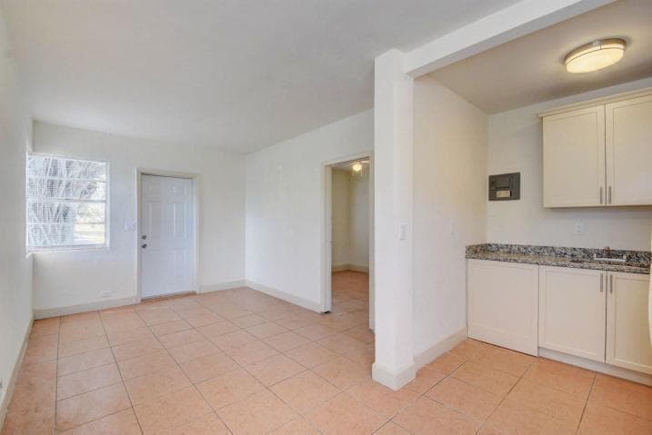 3000 Broadway B, West Palm Beach, FL 33407 17