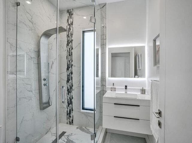 2514 NE 21ST Street A, Fort Lauderdale, FL 33305 17