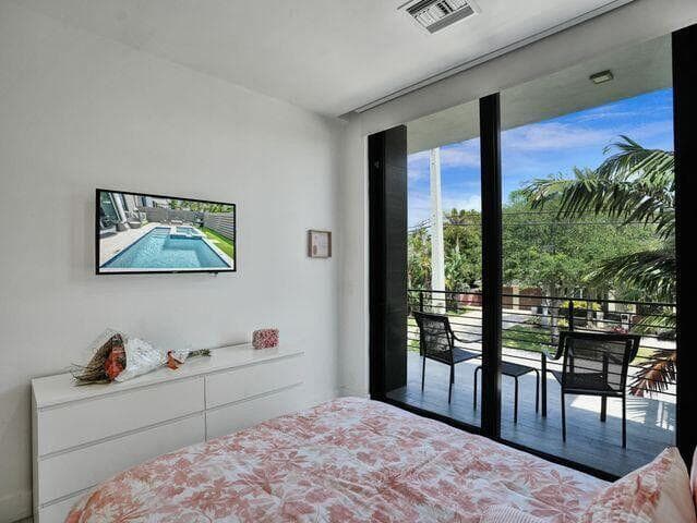 2514 NE 21ST Street A, Fort Lauderdale, FL 33305 20