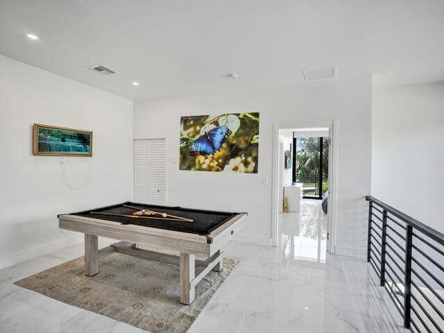 2514 NE 21ST Street A, Fort Lauderdale, FL 33305 23