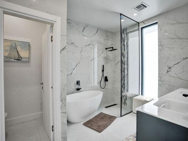 2514 NE 21ST Street A, Fort Lauderdale, FL 33305 27