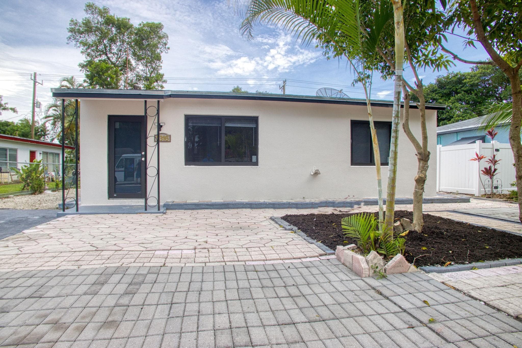 1316 NW 2ND Avenue, Fort Lauderdale, FL 33311 3