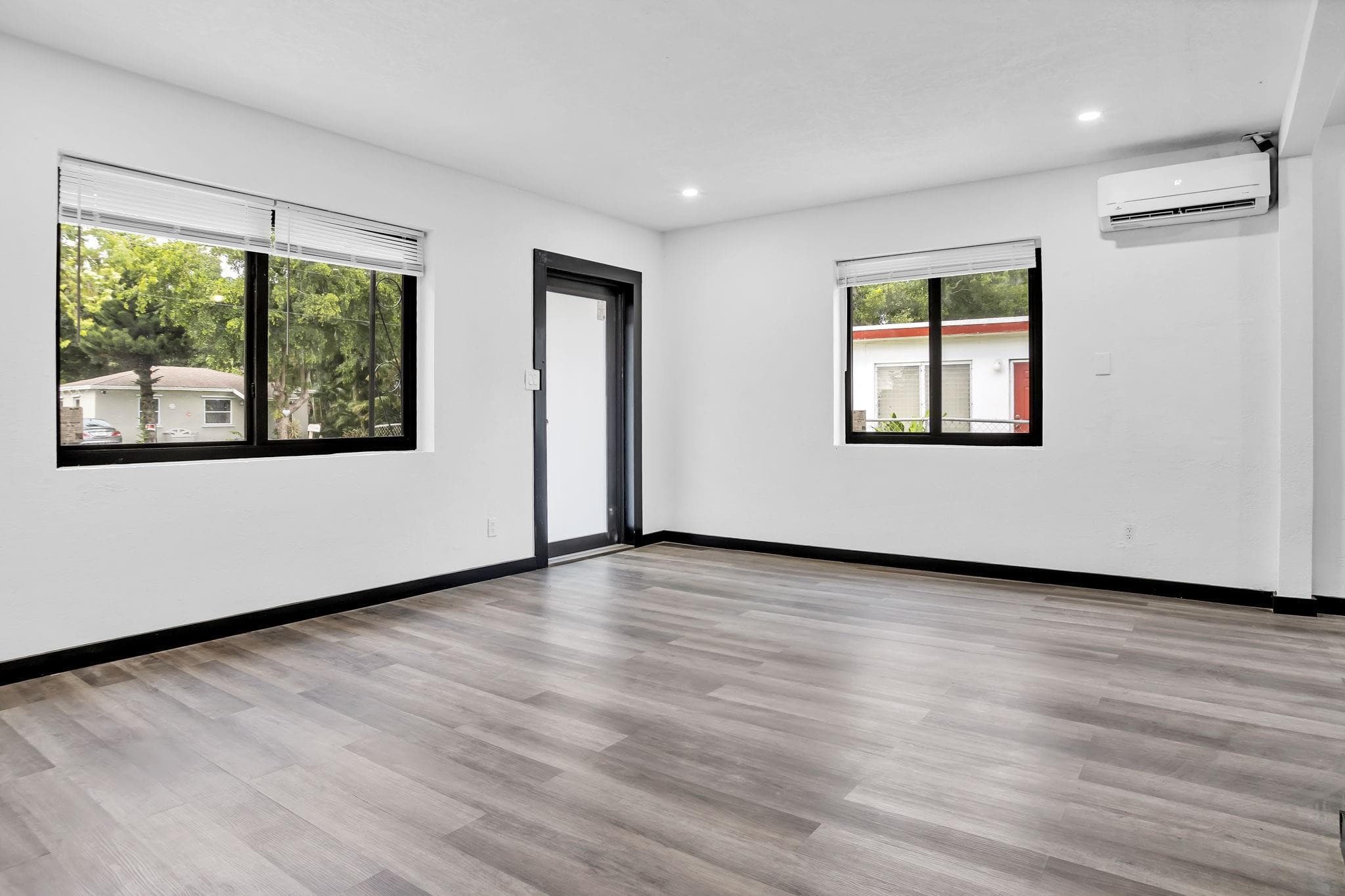 1316 NW 2ND Avenue, Fort Lauderdale, FL 33311 9