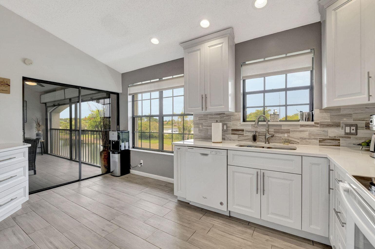8320 WATERLINE Drive 201, Boynton Beach, FL 33472 11