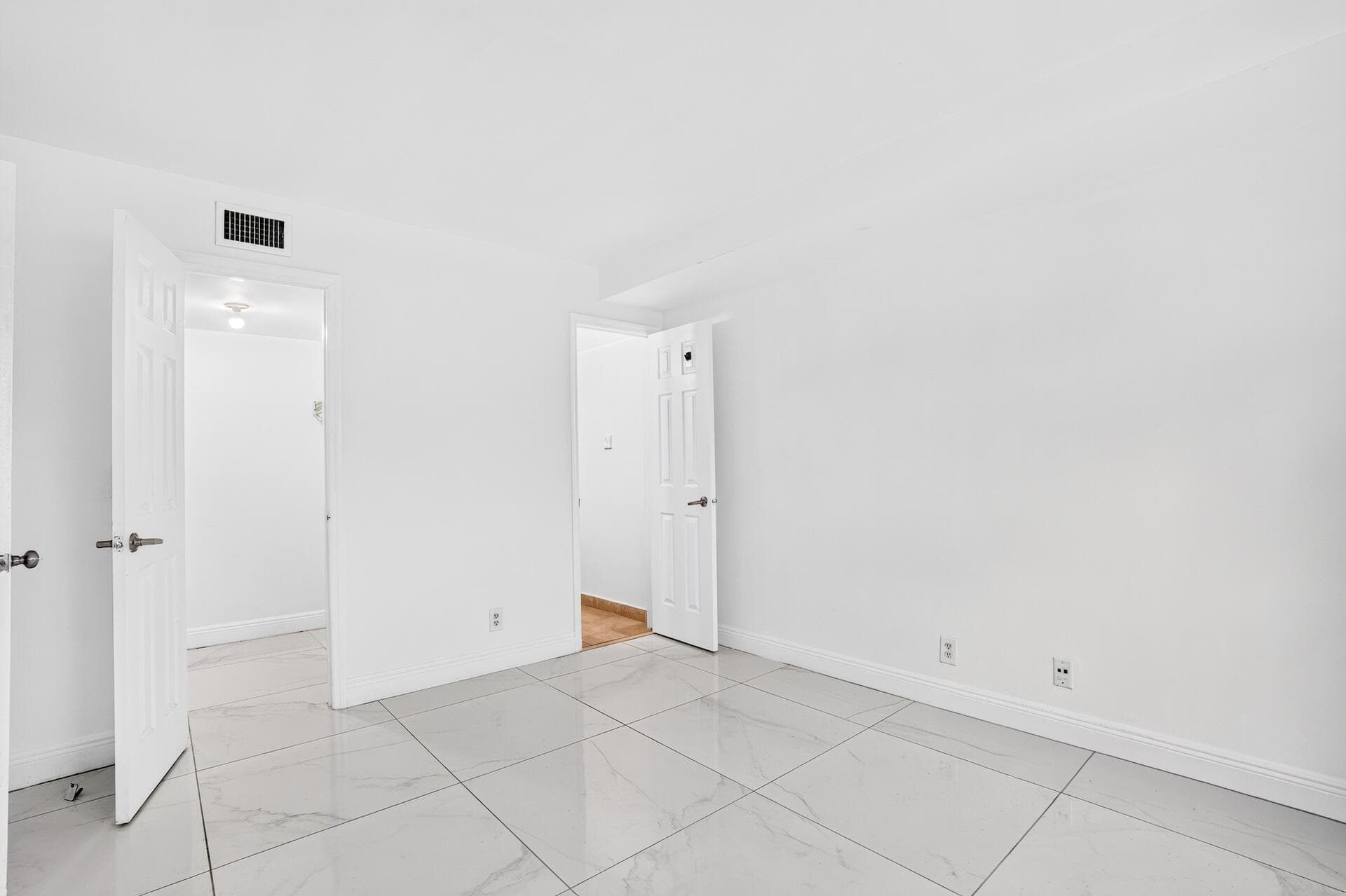 840 PINE Drive 104, Pompano Beach, FL 33060 21