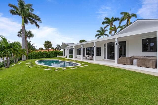 21 Duke Drive, Lake Worth Beach, FL 33460 22