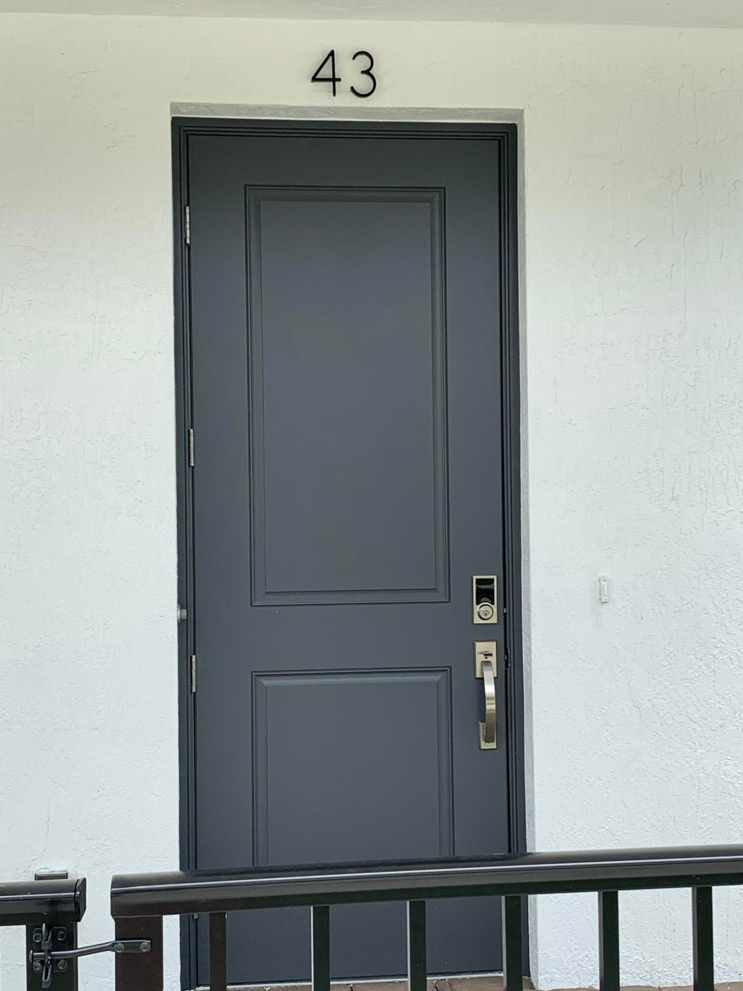 747 SE Central Parkway 43, Stuart, FL 34994 2