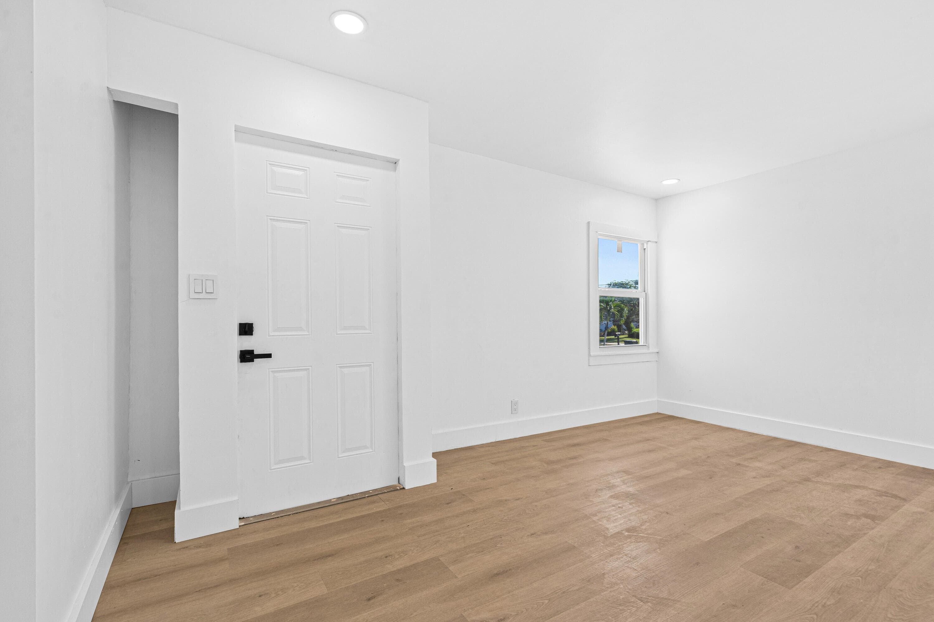 230 SW 6TH Avenue, Delray Beach, FL 33444 5