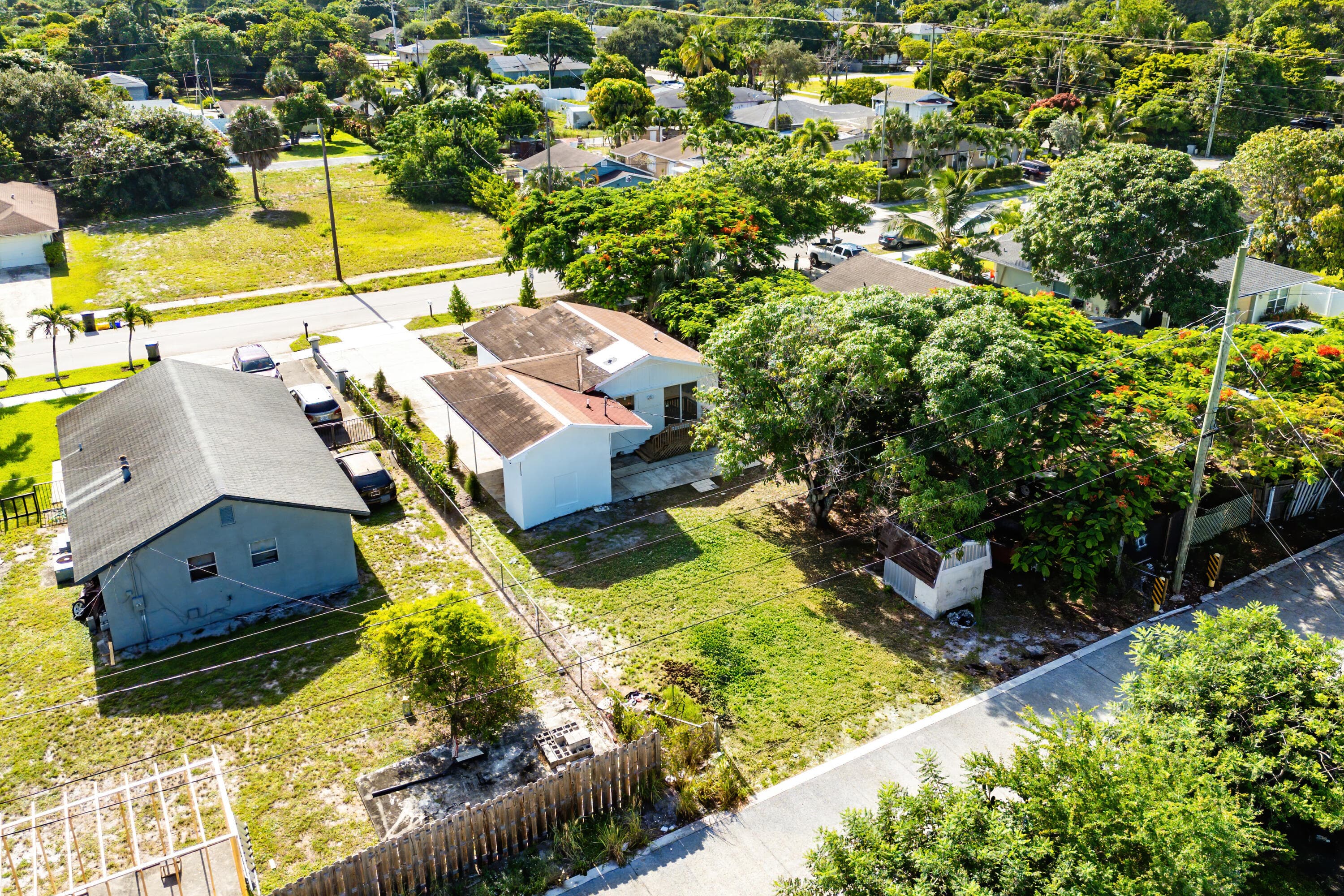 230 SW 6TH Avenue, Delray Beach, FL 33444 22