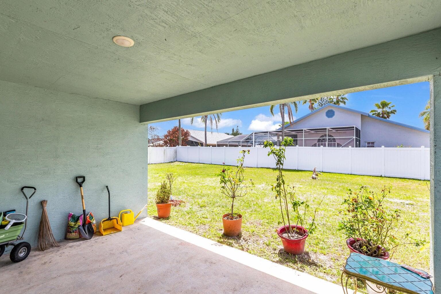 1220 SE NAVAJO Lane, Port St. Lucie, FL 34983 40