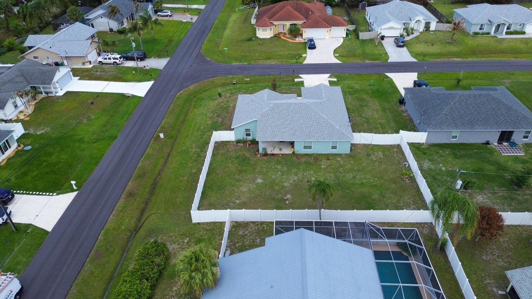 1220 SE NAVAJO Lane, Port St. Lucie, FL 34983 41