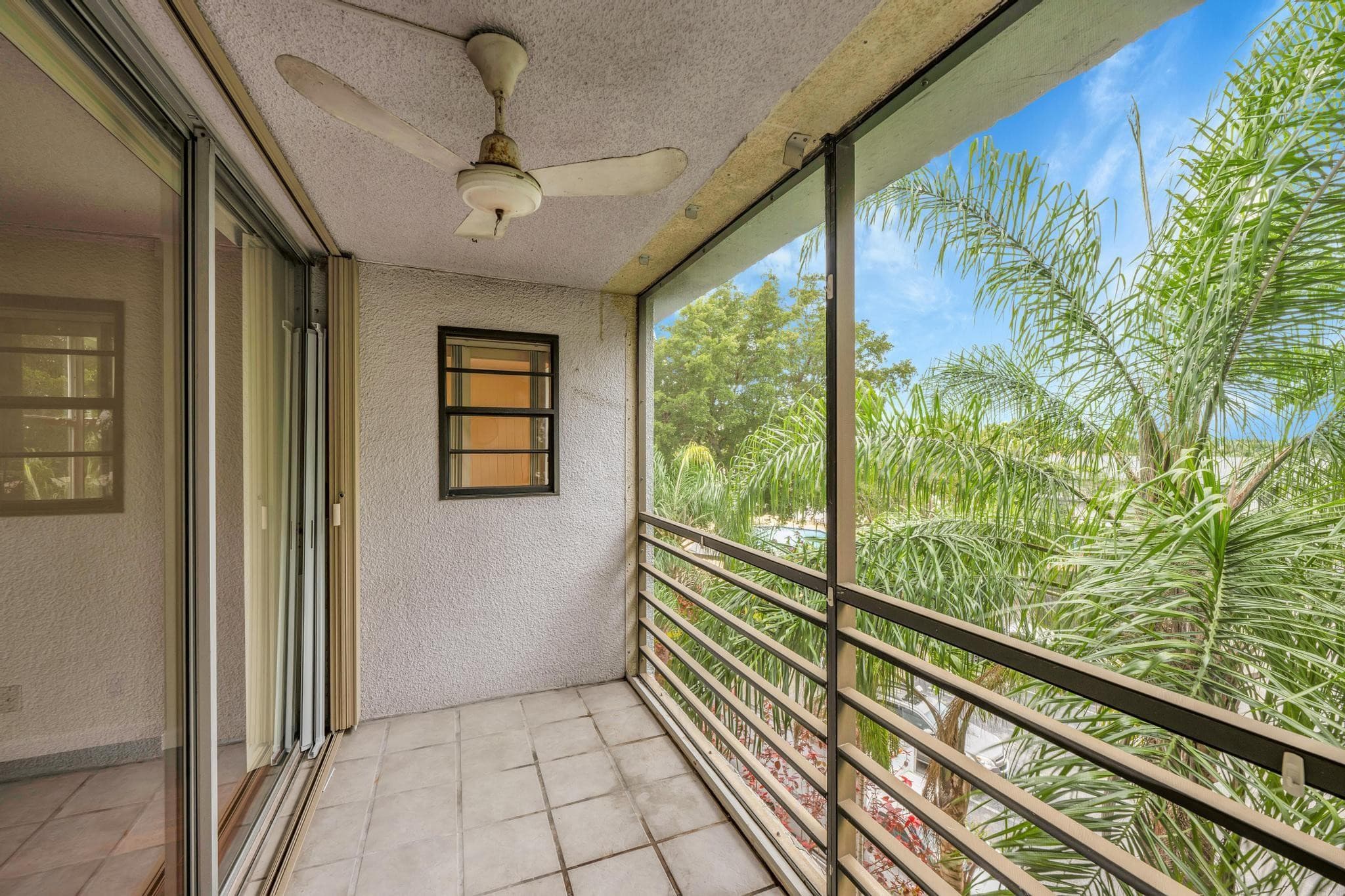 118 Royal Park Drive 4G, Oakland Park, FL 33309 8