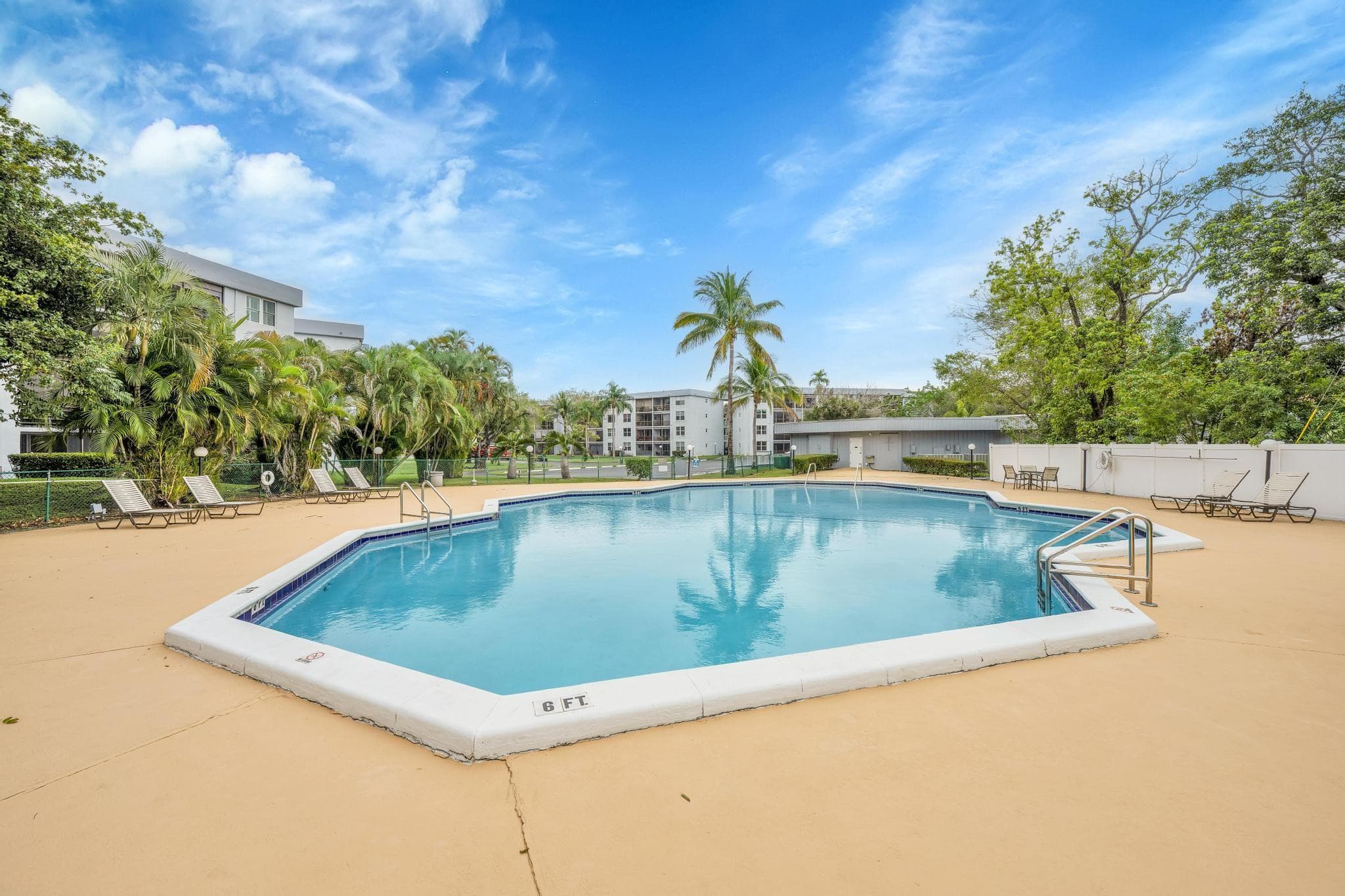 118 Royal Park Drive 4G, Oakland Park, FL 33309 27