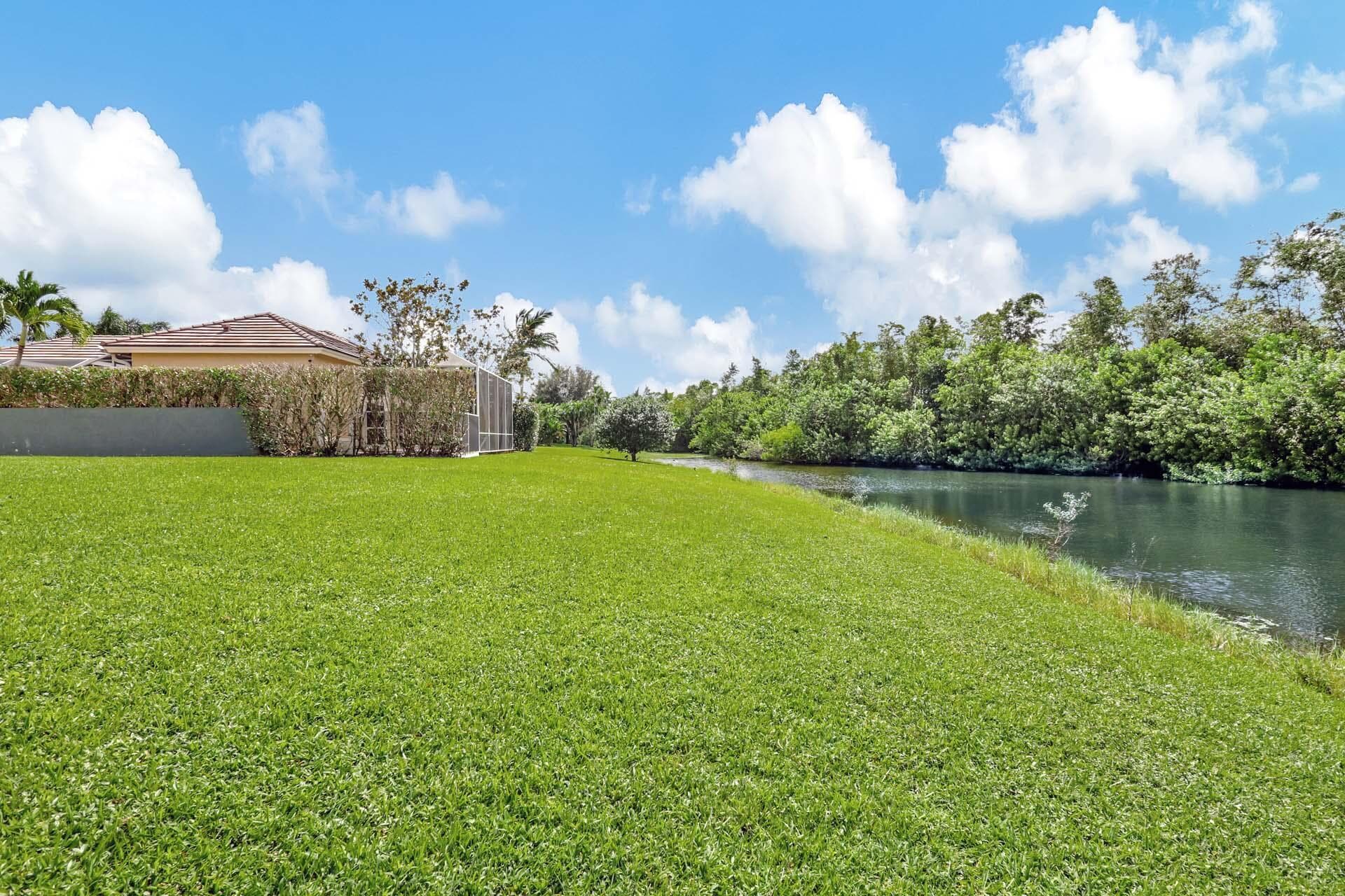 1651 Lakefield N Court, Wellington, FL 33414 37