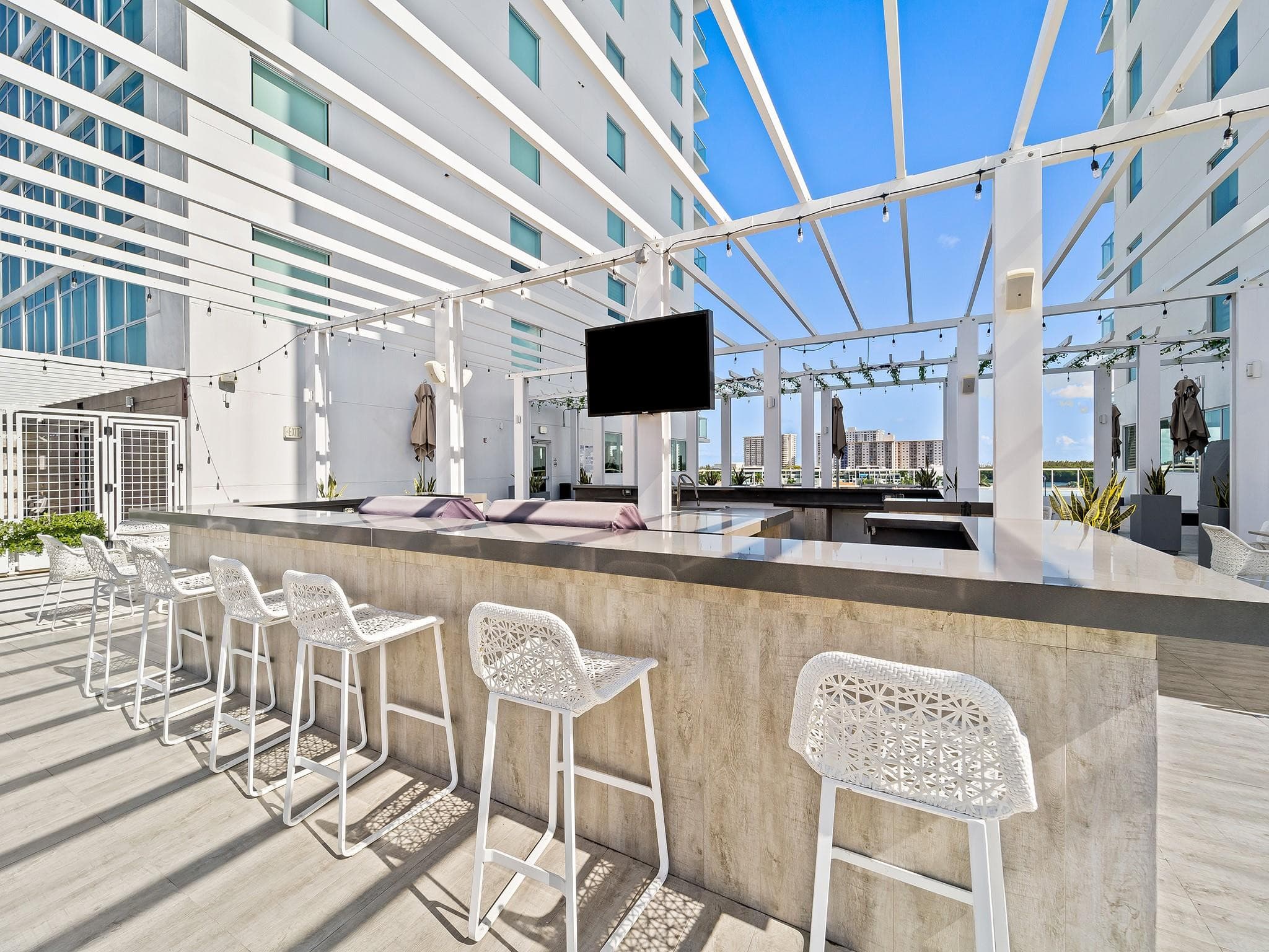 400 SUNNY ISLES Boulevard 1608, Sunny Isles Beach, FL 33160 29