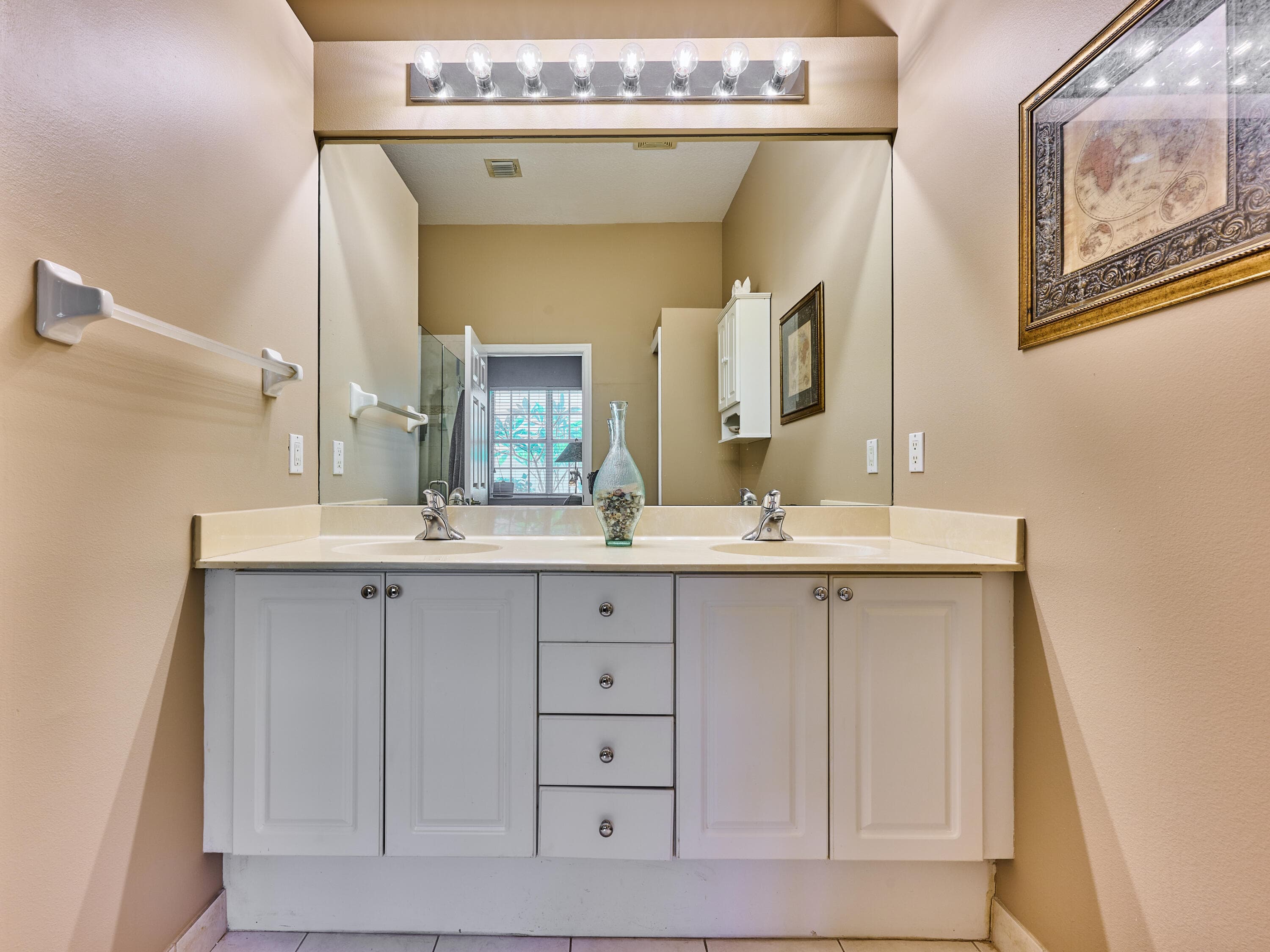 530 COMMONS Drive, Palm Beach Gardens, FL 33418 76